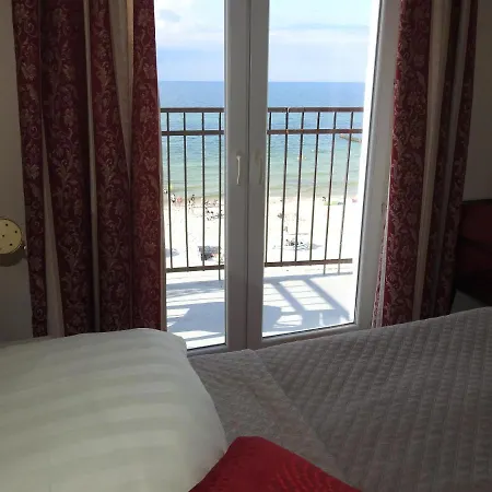 Baltyk Nad Morzem-przy Plazy 3*