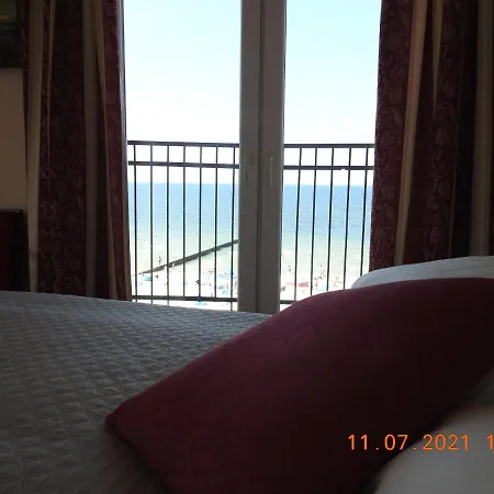 Baltyk Nad Morzem-przy Plazy