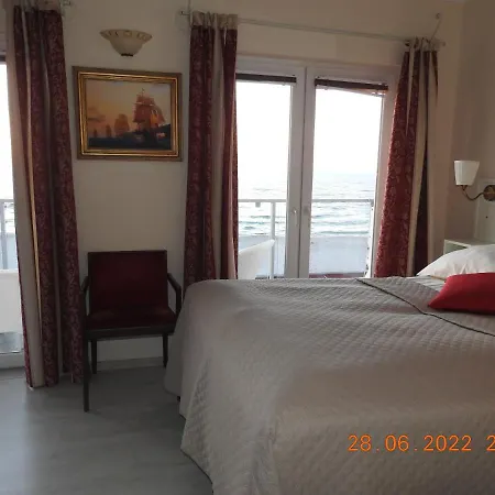 Baltyk Nad Morzem-przy Plazy Bed & Breakfast *
