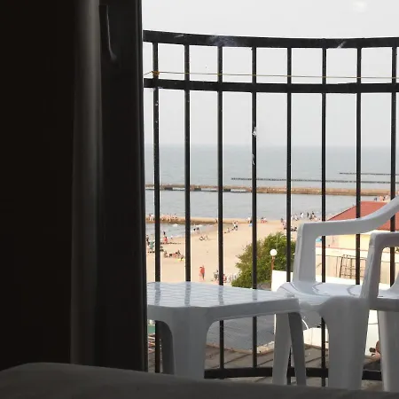 Baltyk Nad Morzem-przy Plazy B&B 니에초르체