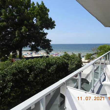 Bed & Breakfast Baltyk Nad Morzem-przy Plazy 3*