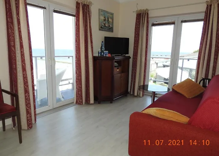 Baltyk Nad Morzem-przy Plazy 니에초르체