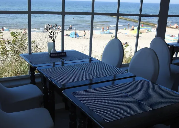 Baltyk Nad Morzem-przy Plazy 니에초르체